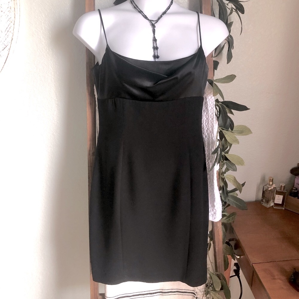 Jones New York • Cowl Neck Mini Dress • Size 12